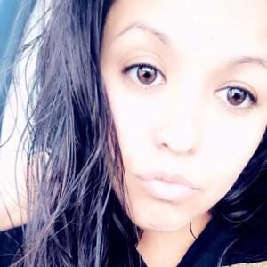 Meet your Posher, Dee